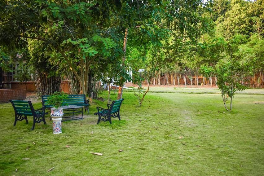 Bougainvillea Retreat & Spa Kaharpara エクステリア 写真